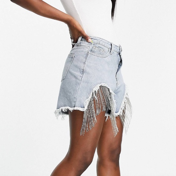 Misguided Denim shorts with chain detail - Picture 7 of 7